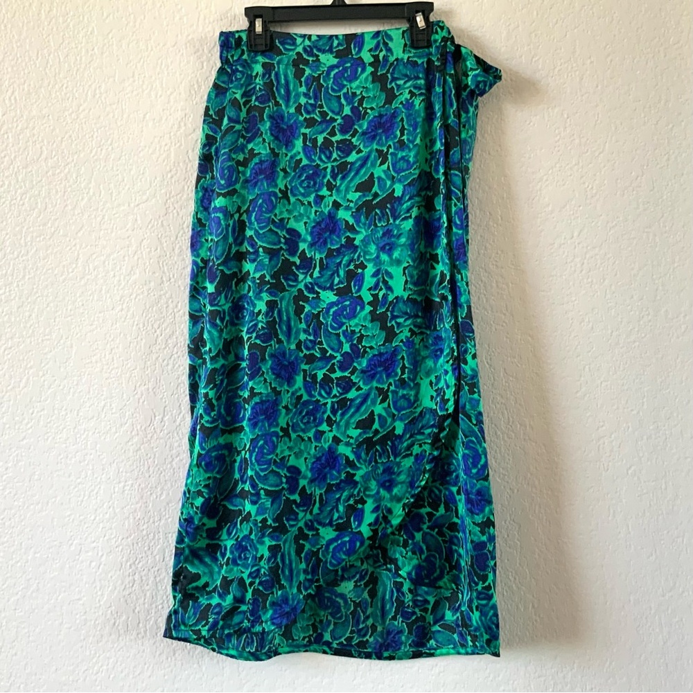 Vero Moda Blue and Green Floral Maxi Skirt